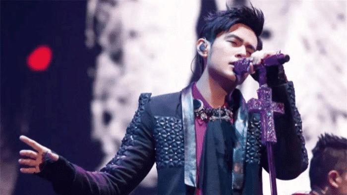 杨幂|2天7个瓜！天王涉赌输1亿 摸大腿 出轨被抓包，还养“干儿子”