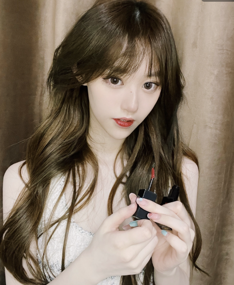 向佐|娱乐圈又要出豪门赘婿了!