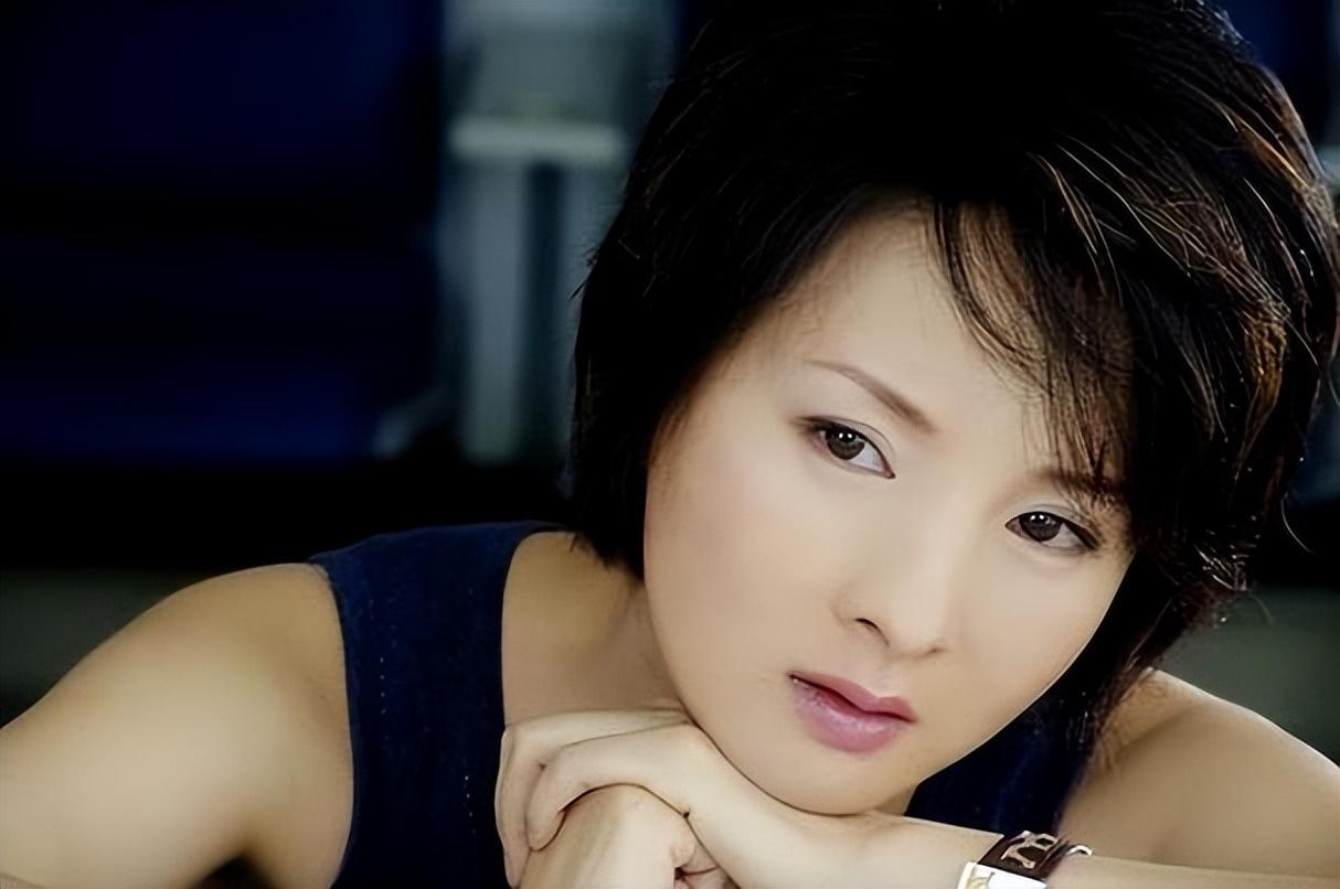 电视剧《大宅门》中"香秀"的扮演者谢兰:贫困成就巅峰演艺生涯,从孤独