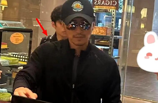 张柏芝赴澳洲疑见谢霆锋,港媒爆料三角恋牵扯王菲,更多细节被扒