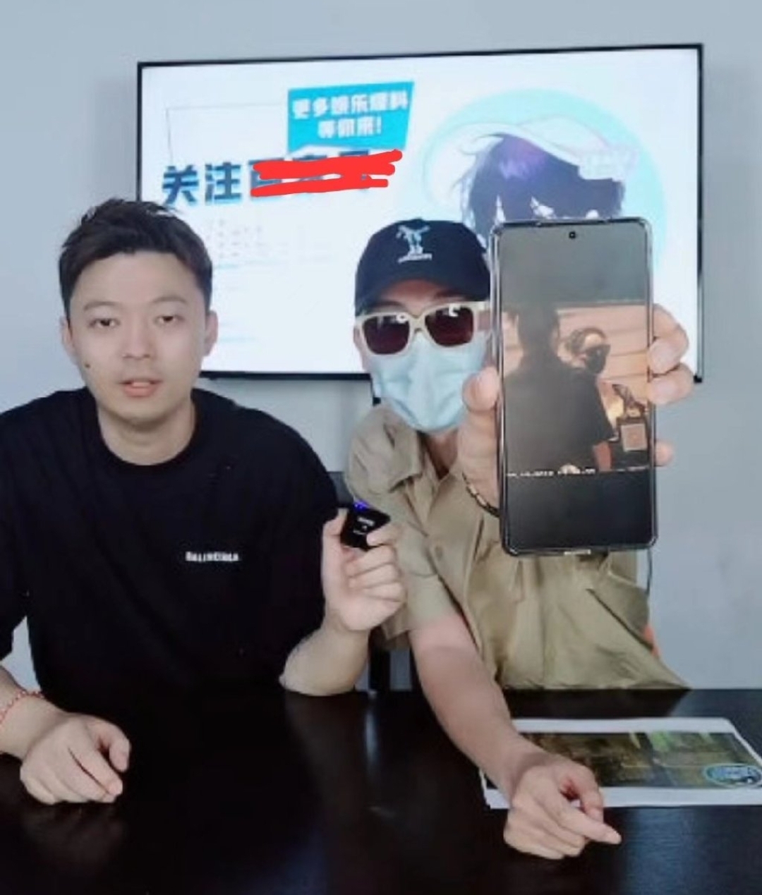 郭碧婷|38岁郭碧婷独自带女儿回香港,神情憔悴显苍老,二胎生子后变化大