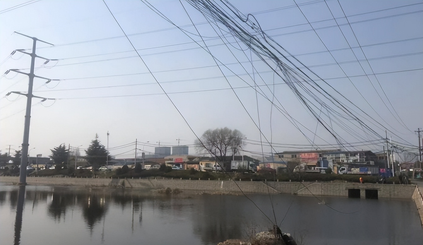 |夏季夜钓，这5种位置不宜选作钓点，你犯过这类错误吗？