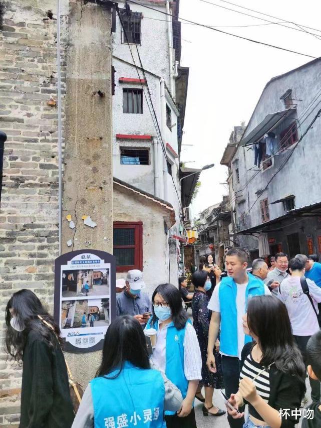 狂飙|《狂飙》取景地人头攒动,满街猪脚面馆,热闹中透着一丝不对劲,品启强人生?