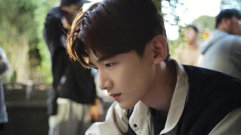 《难哄》筹拍!男主人选是白敬亭也就算了,但看到女主我心情复杂