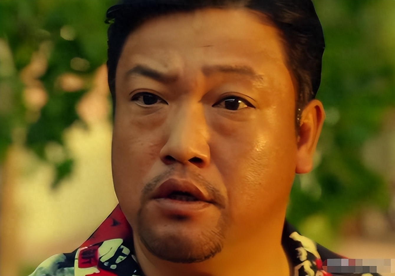 贾冰为何突然不“红”了？看看他干过的事，就不足为奇了