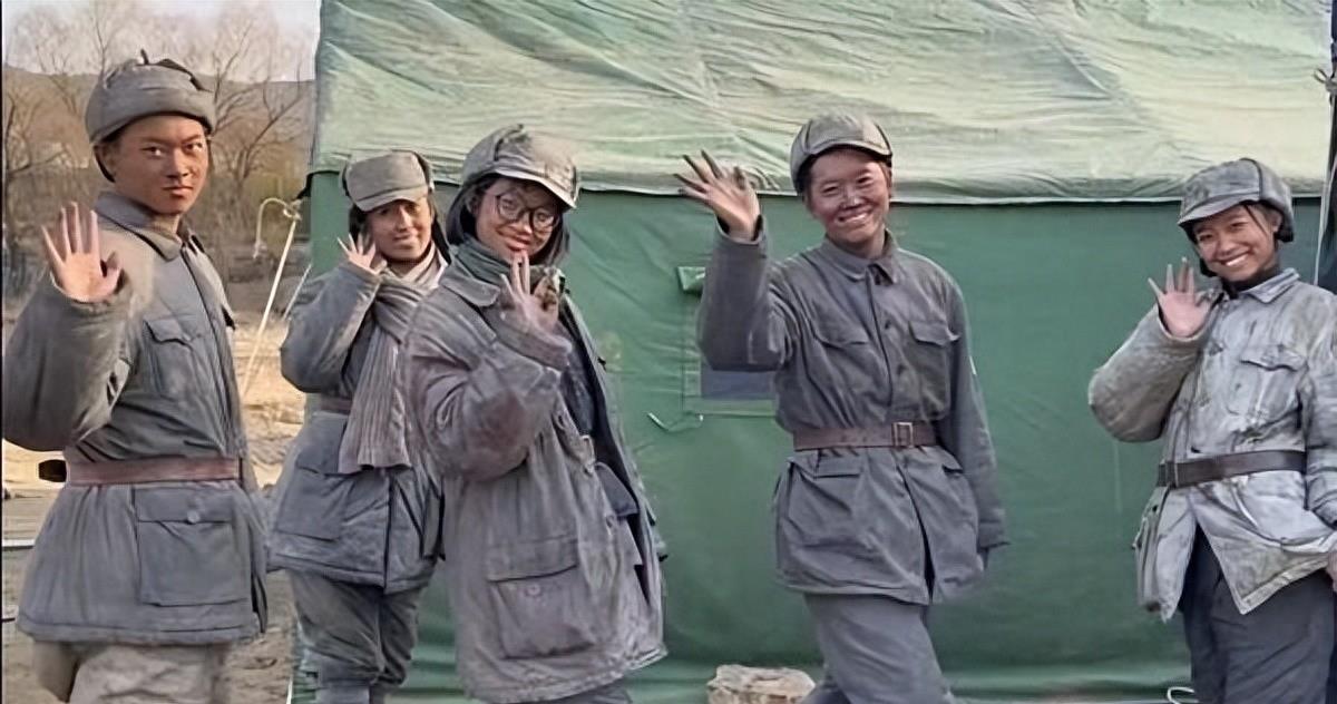 裸替一天8000元，床戏、吻戏全都是真的，揭秘20万群演的真实状况！