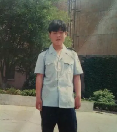 娱乐圈的残酷真相,在38岁的岳云鹏身上体现得淋漓尽致