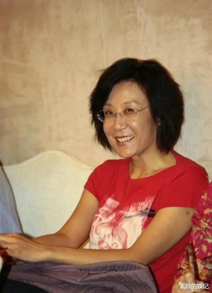 苏小明|苏小明:凭《军港之夜》走红后赴法国,结果混不下去又回国发展