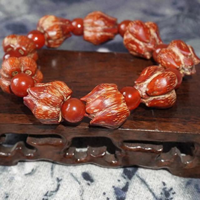 文玩圈的“洋垃圾”,这3种文玩,赶快丢进垃圾桶!