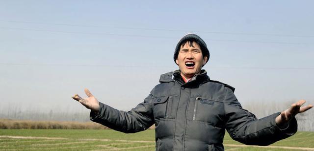 回顾:原形毕露!“大衣哥”北京“豪宅”曝光,想不到竟是这种人