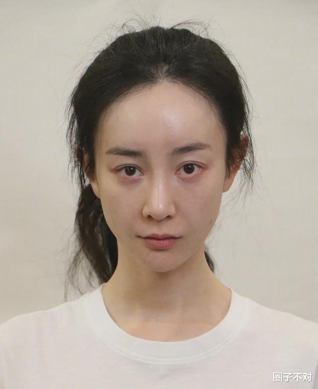 整容脸上镜有多垮？这就是张艺谋，坚决不用整容脸的原因吧