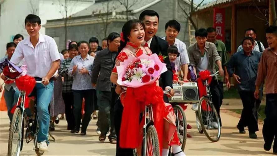 刘晓庆65岁扮嫩演出神剧被打2.5分，她和剧组的勇气让人佩服