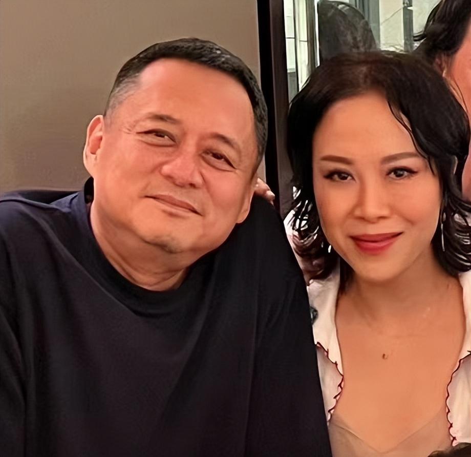 刘嘉玲在自家豪宅为章子怡办派对，现场嘉宾曝光，全都是行业大咖