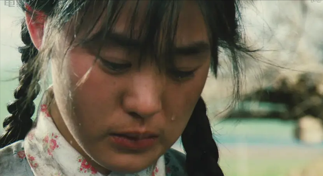 李沁|《人生之路》:黑瘦干瘪却要演“村花”,谁的审美出了问题?