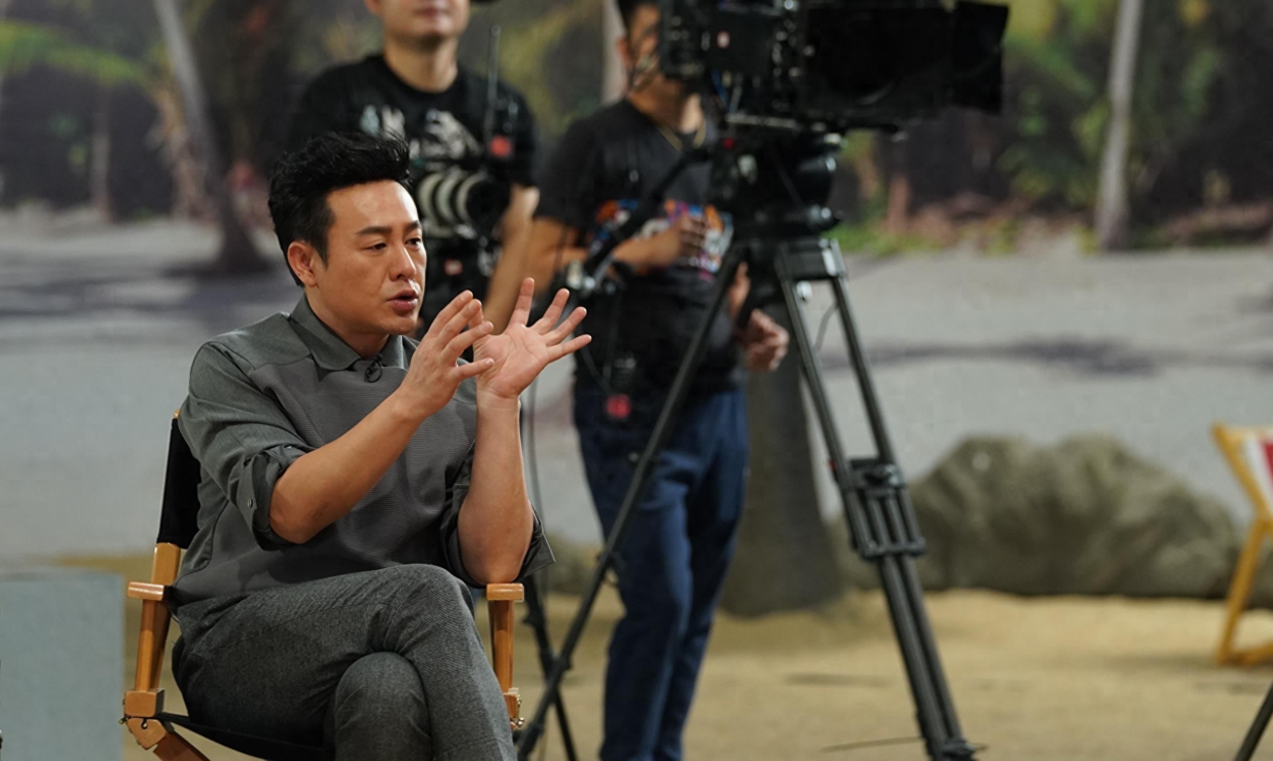 从爆红到“打回原形”，张颂文只用八个月，终是步了张小斐的后尘