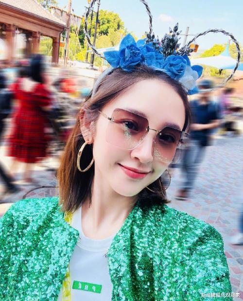 真迪士尼公主！张若昀拍的唐艺昕上热搜，谁说直男不会拍照？