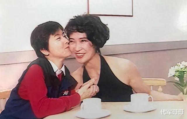 原来她已离世！欺骗所有人患癌2年，55岁床上“长睡不起”