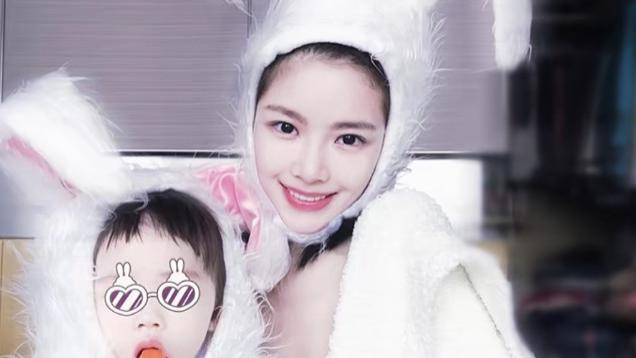 王灿|杜淳老婆否认怀二胎，女儿被指像奶奶，王灿忙夸婆婆年轻时漂亮