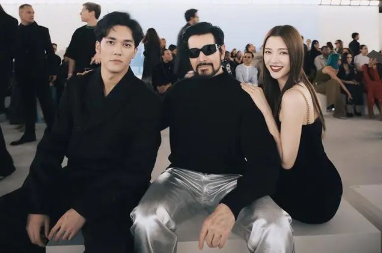 陈牧驰承认离婚,肌肉男刚红就甩圈外前妻,有92套房的陈冰上热搜