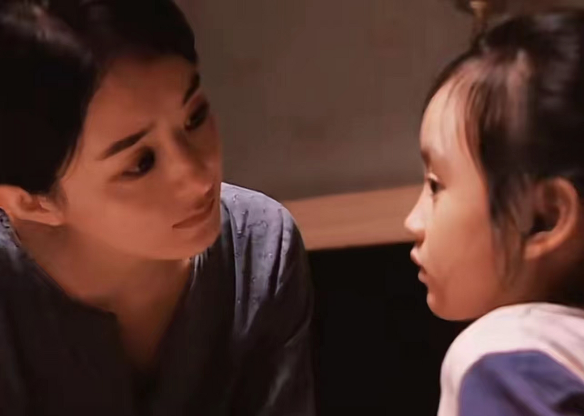 点赞量破440万!赵丽颖素颜照引发热议,网友:治好了我的容貌焦虑