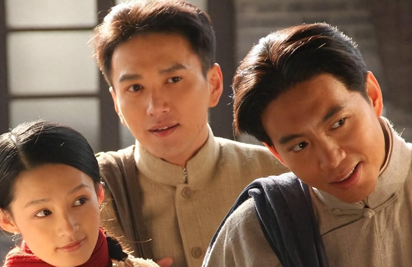 著名演员谷智鑫在34岁被马踩成废人,孕妻8年如一日,一把屎一把尿在病榻前伺候