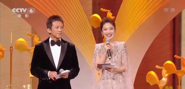 |华表奖主持阵容曝光,邓超六次搭档蓝羽,两人默契十足