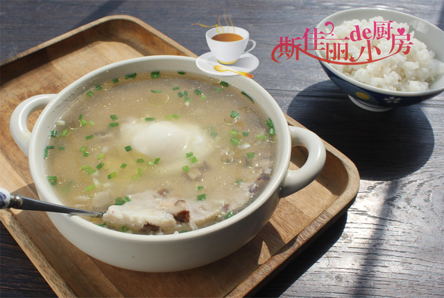 香菇|秋天最馋这蒸菜，香菇和它是绝配，只要简单蒸一蒸20分钟能上桌，鲜到流口水，好吃还不上火