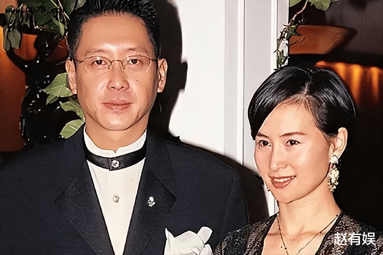 黎姿:嫁给大15岁的残疾富豪,一家5口3人残疾,风光背后全是心酸