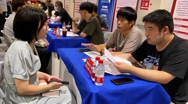 “能力还行学校差点”,大连理工计算机硕士求职被刷,理由很扎心