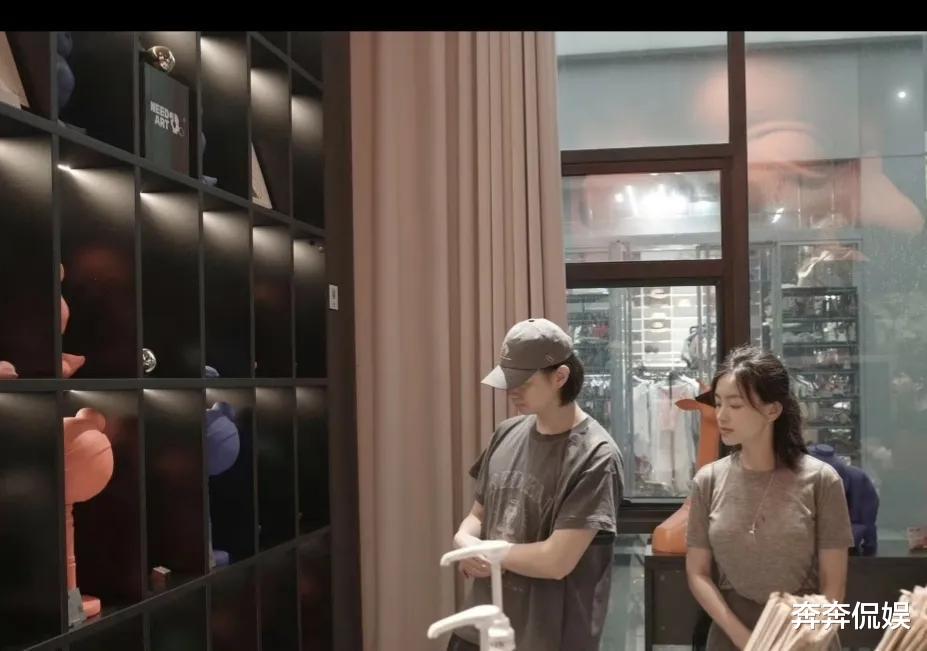 霍尊|霍尊丑闻后再恋爱,女方名牌大学毕业,被吐槽是男方劈腿对象