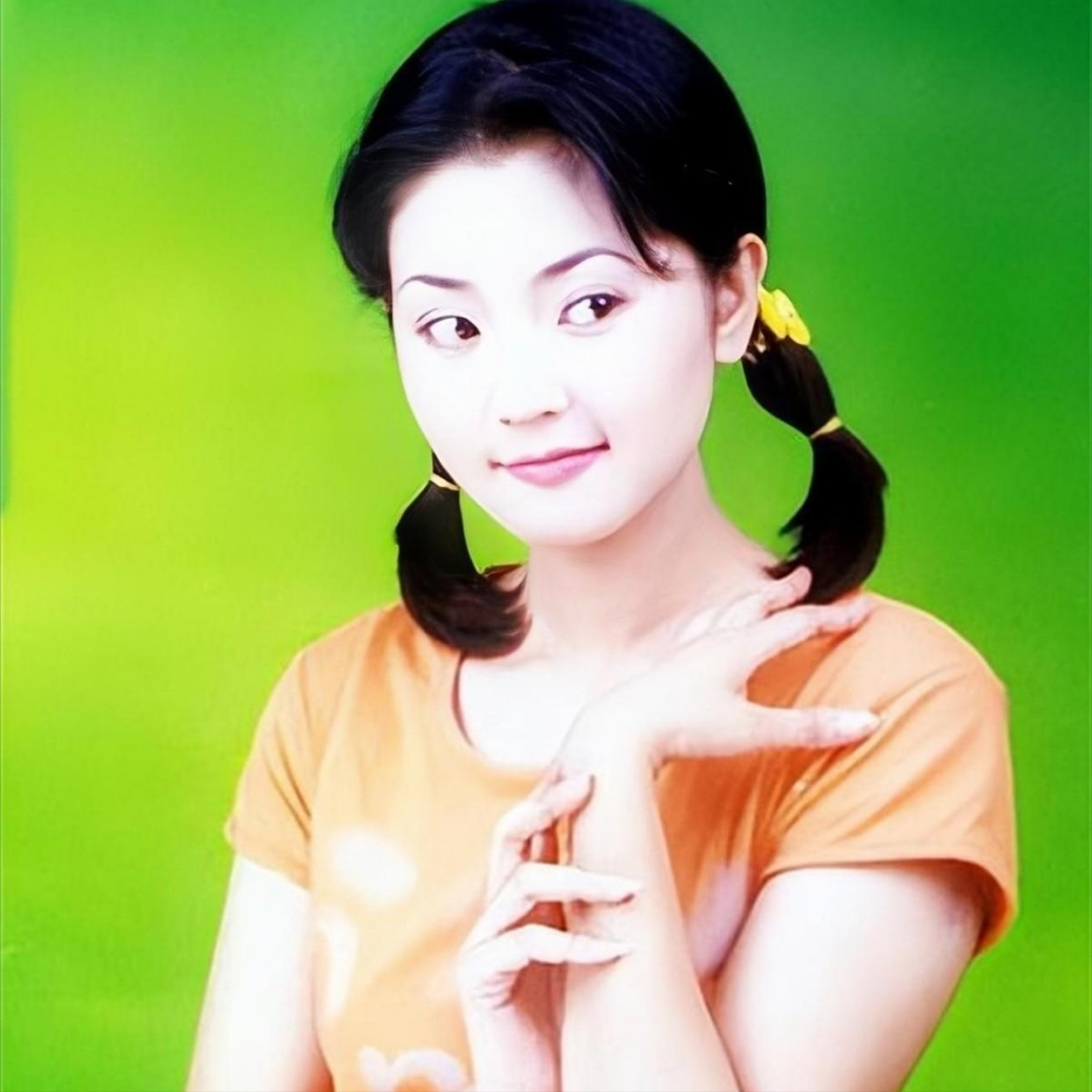 “学历最低”的央视主持,嫁给电台领导,结婚20年只生孩子不做饭