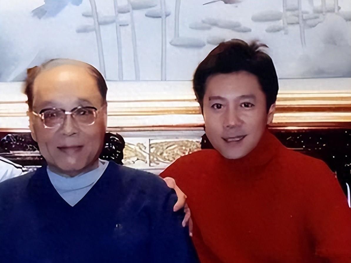 应被“开除”军籍的三位明星,贪财穿和服,一个比一个丢脸