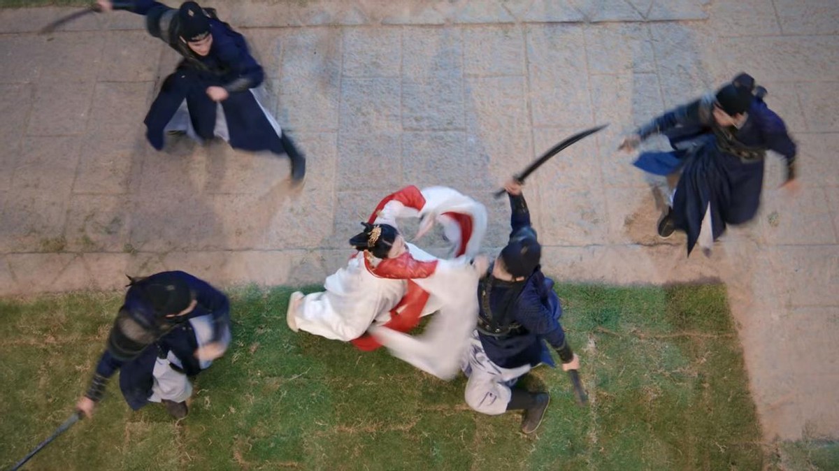 终于开播了！仅6集就拿下榜单冠军，这就是内娱顶流该有的实力