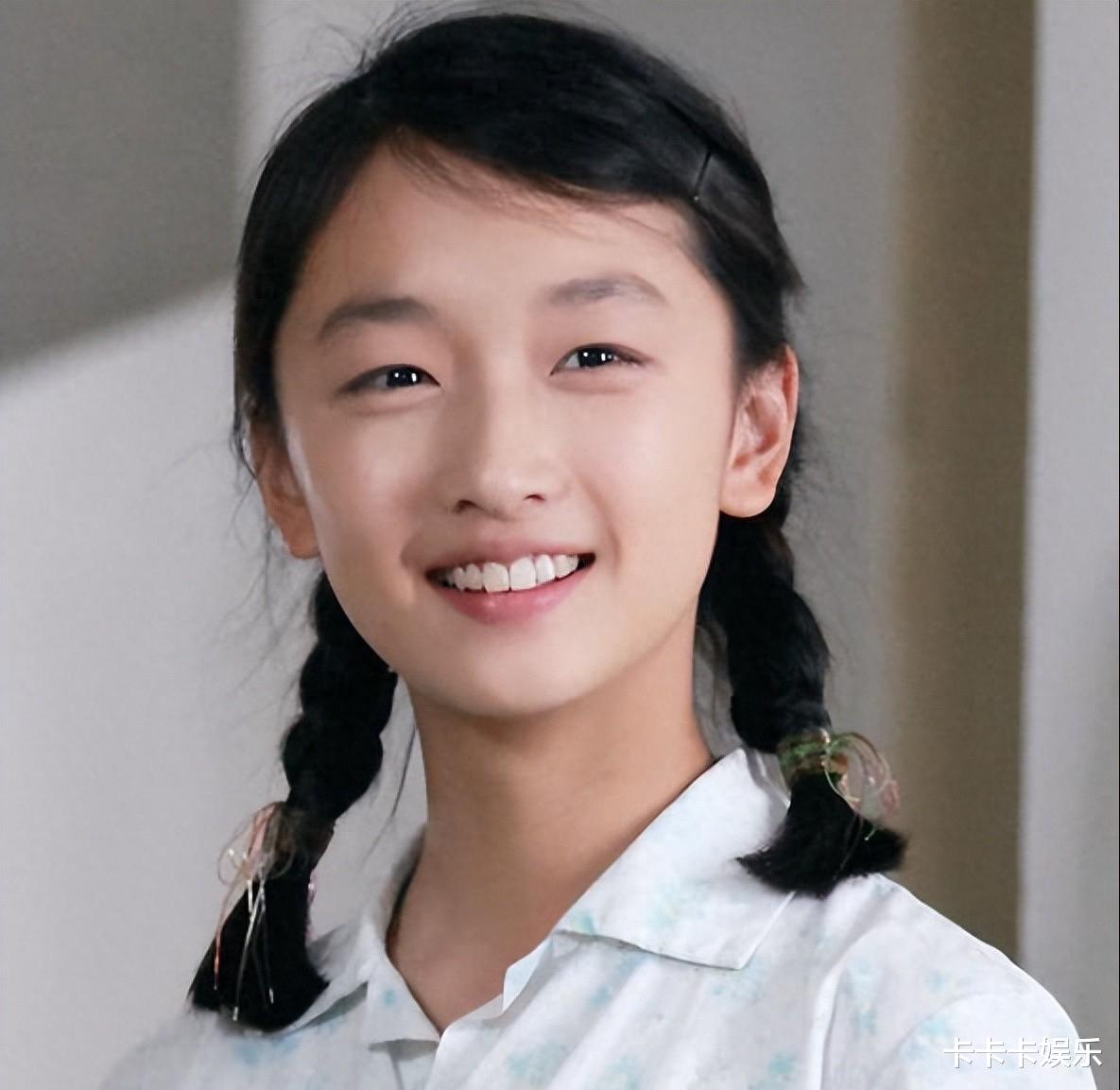 曾志伟拽的不是周冬雨的手,而是娱乐圈的丑陋,两人是啥关系?