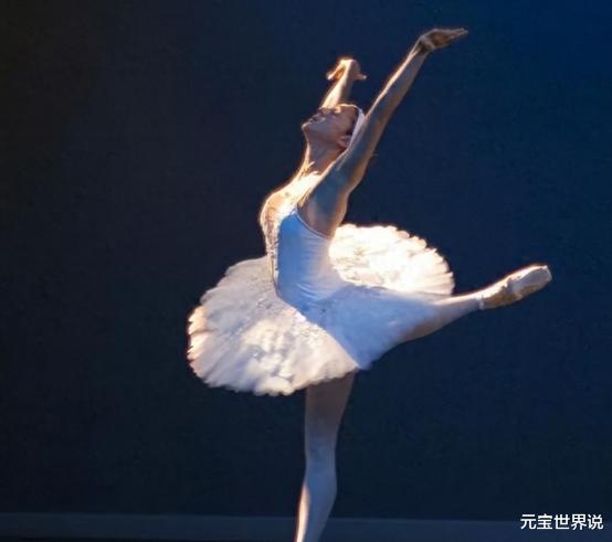 徐露：与导演丈夫相识6天闪婚，却不愿生孩子，如今女儿19岁了