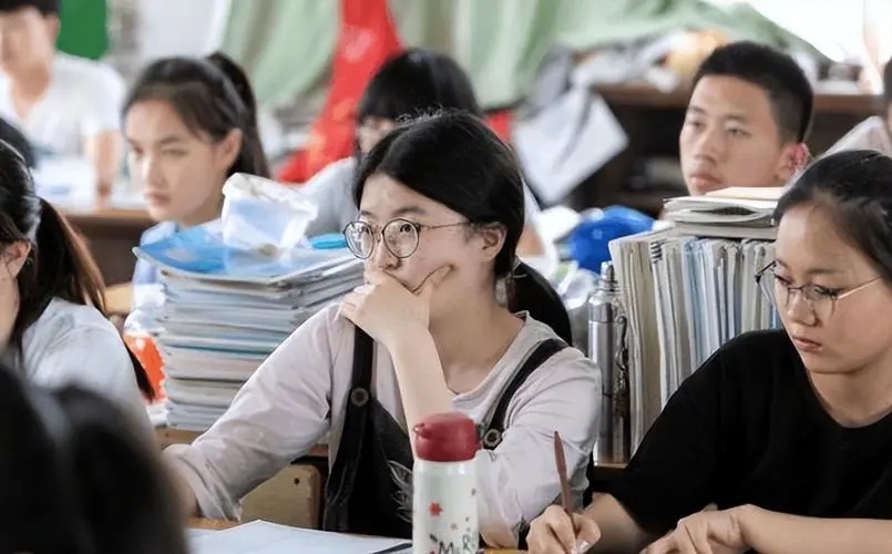 毕业后才知道，专升本和普本的差距，专升本到底有何意义？