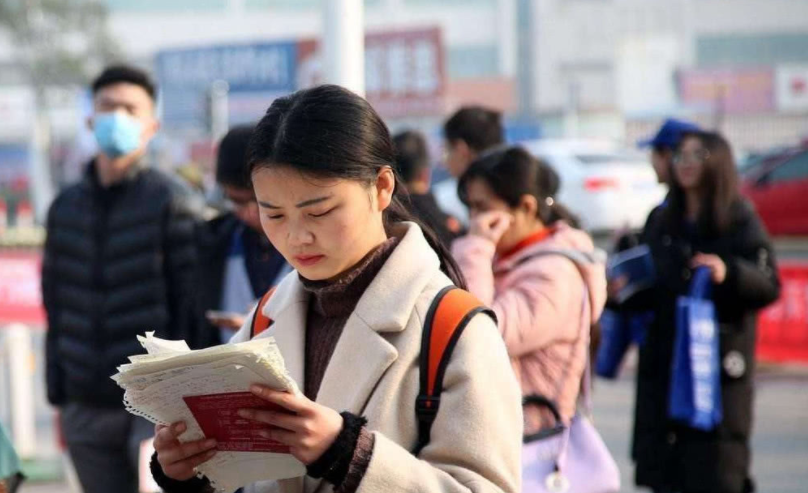 仪征|400余名大学生被骗百万，虚构高薪岗位设下陷阱，毕业生求职要当心