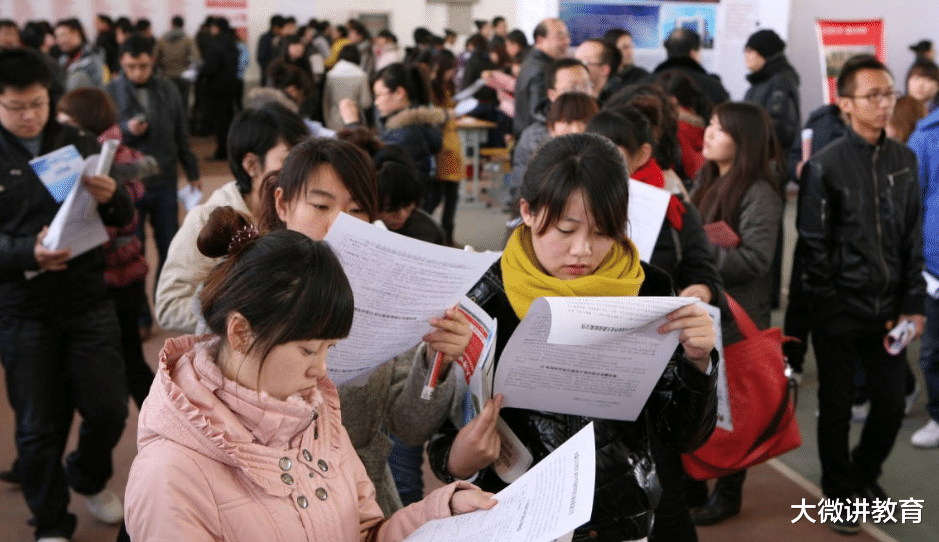 上海市|上海一公司招聘，拍摄、剪辑、文案、脚本、司机兼保洁，月薪傻了