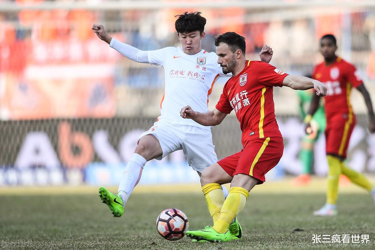 震动国足：鲁能青训球员群殴事件引发深思