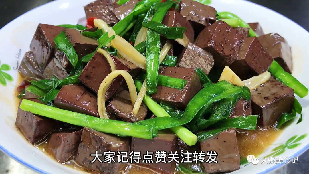 韭菜|韭菜和它是“好搭档”，每周吃2次，腰不酸了，腿不软，人精神了