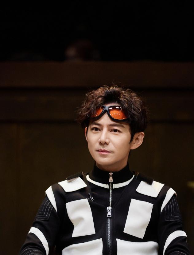 张若昀|《大侦探8》第三案房间布置：张若昀身份呼之欲出，吴昕嫌疑较大