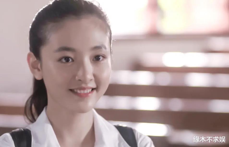 吴倩张雨剑离婚后首合体！带女儿游迪士尼，4岁女儿漂亮又灵气！