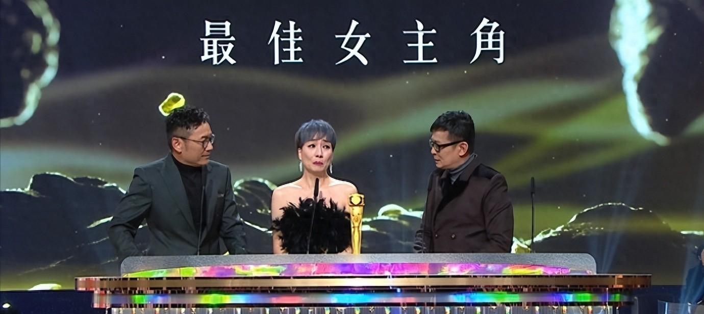 TVB视后今年无剧可拍,被发现带着两个“女儿”到《狂飙》拍摄地