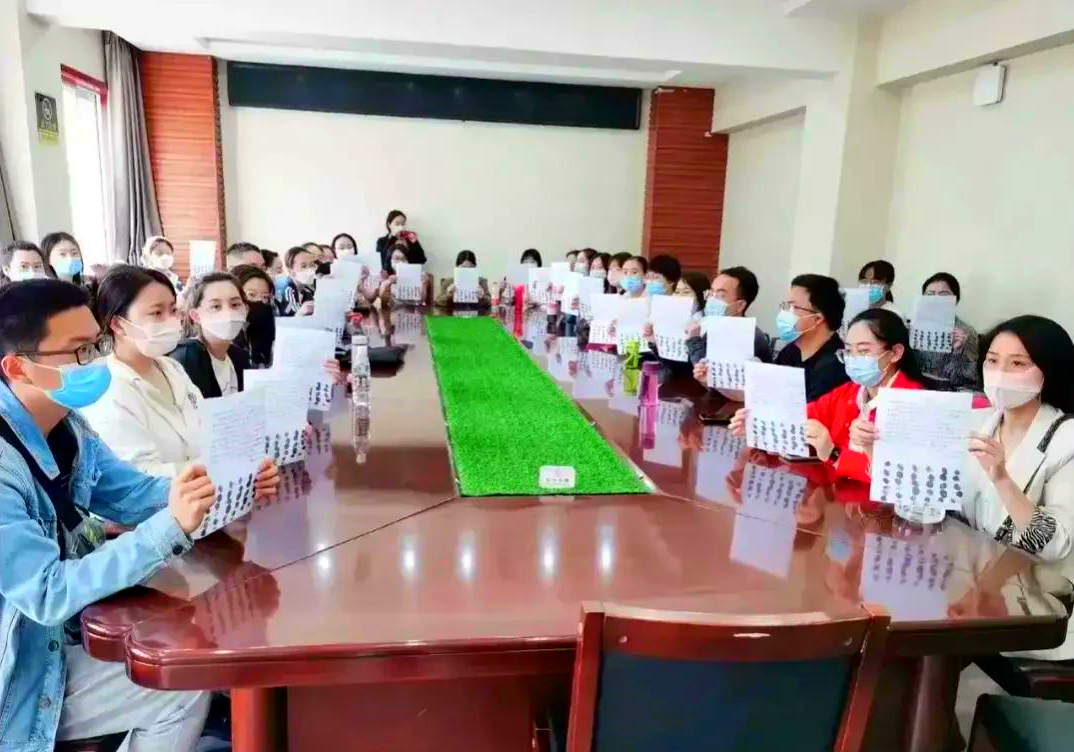 伊隆·马斯克|河南34名教师卑微发声:考编4年不给编制和工资,问题出在哪儿?