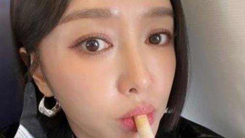 秦岚|秦岚「公开发糖」冲上热搜！网羡慕喊：太甜了