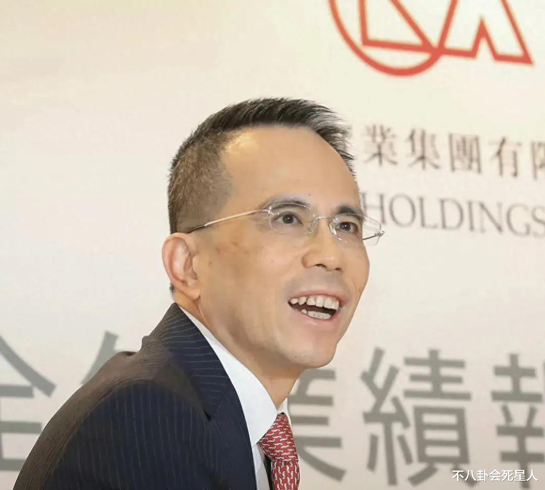 同样是千亿接班人,高调的霍启刚和低调的李泽钜,差别为何这么大