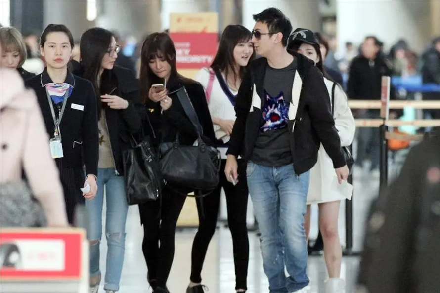 王思聪“消失”1年背后,其实早有迹可循,猖狂多年碰到硬茬了!