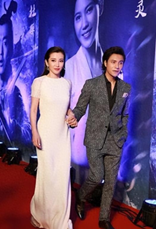 李冰冰：我和你接吻、拥抱、洗澡的戏都拍了，是不是要对我负责啊？