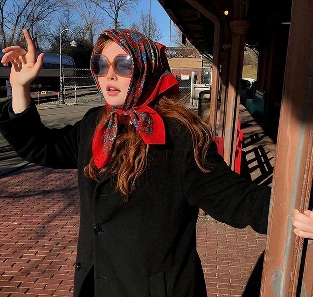 超模|21岁美国超模:体重200斤,一脸雀斑还有双下巴,却比卡戴珊还美