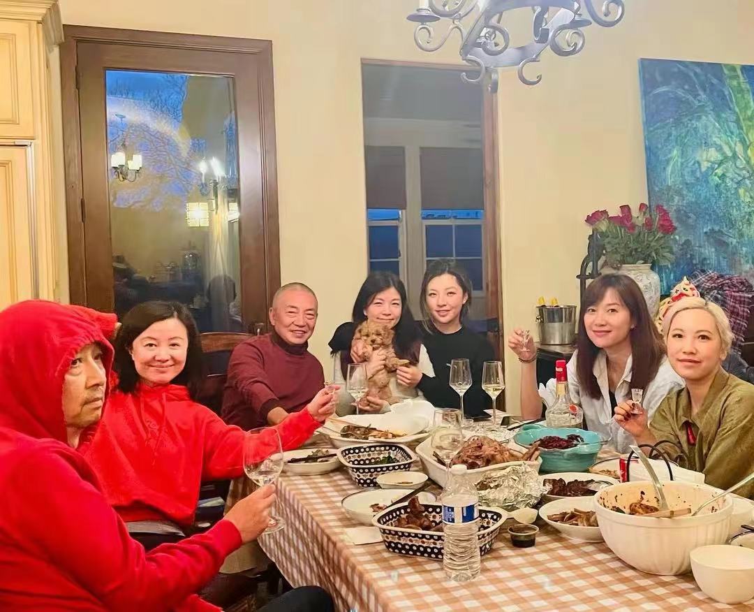 秦昊|徐静蕾被曝在美国秘密生女,孩子父亲大家都知道,当事人忙回应